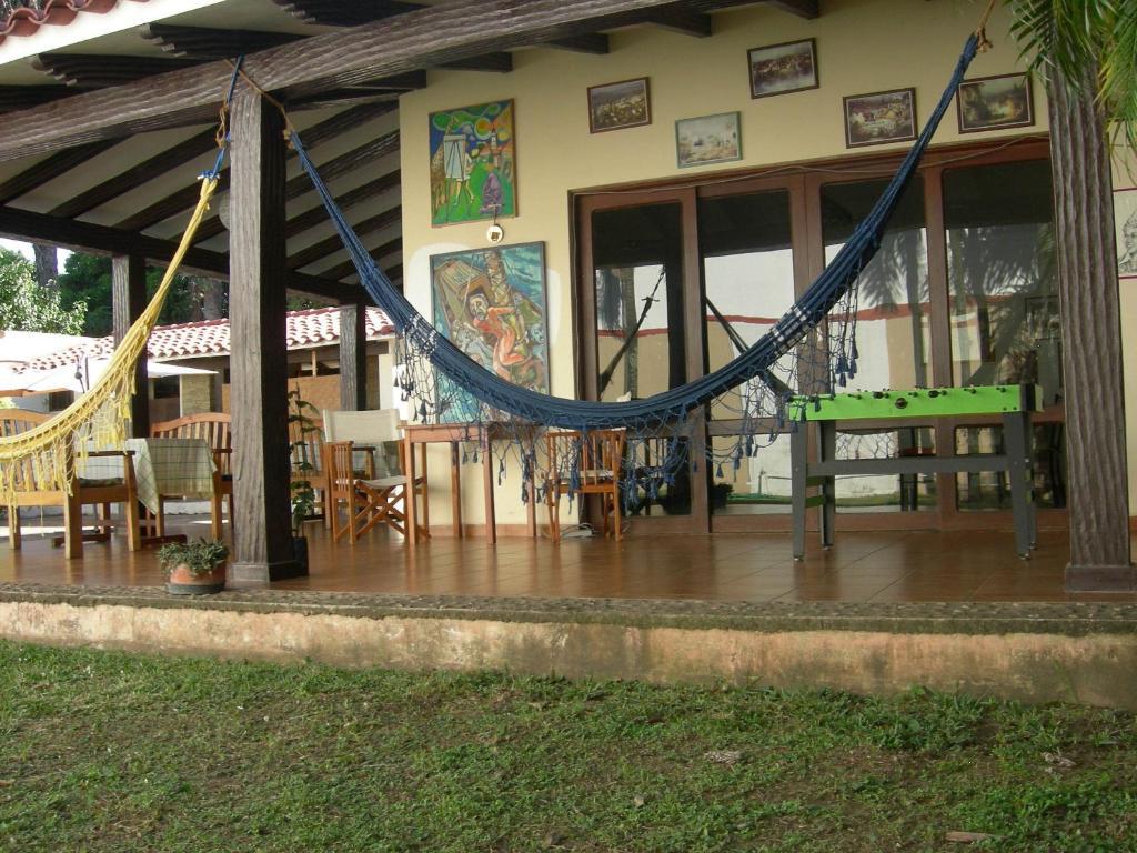 Hostal Los Aventureros Santa Cruz de La Sierra Dış mekan fotoğraf