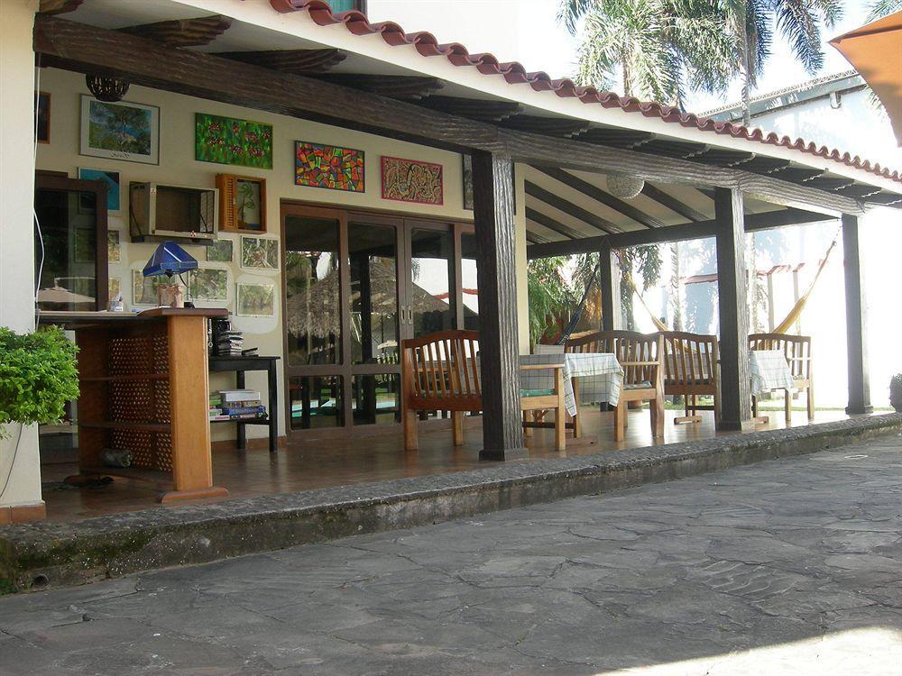 Hostal Los Aventureros Santa Cruz de La Sierra Dış mekan fotoğraf