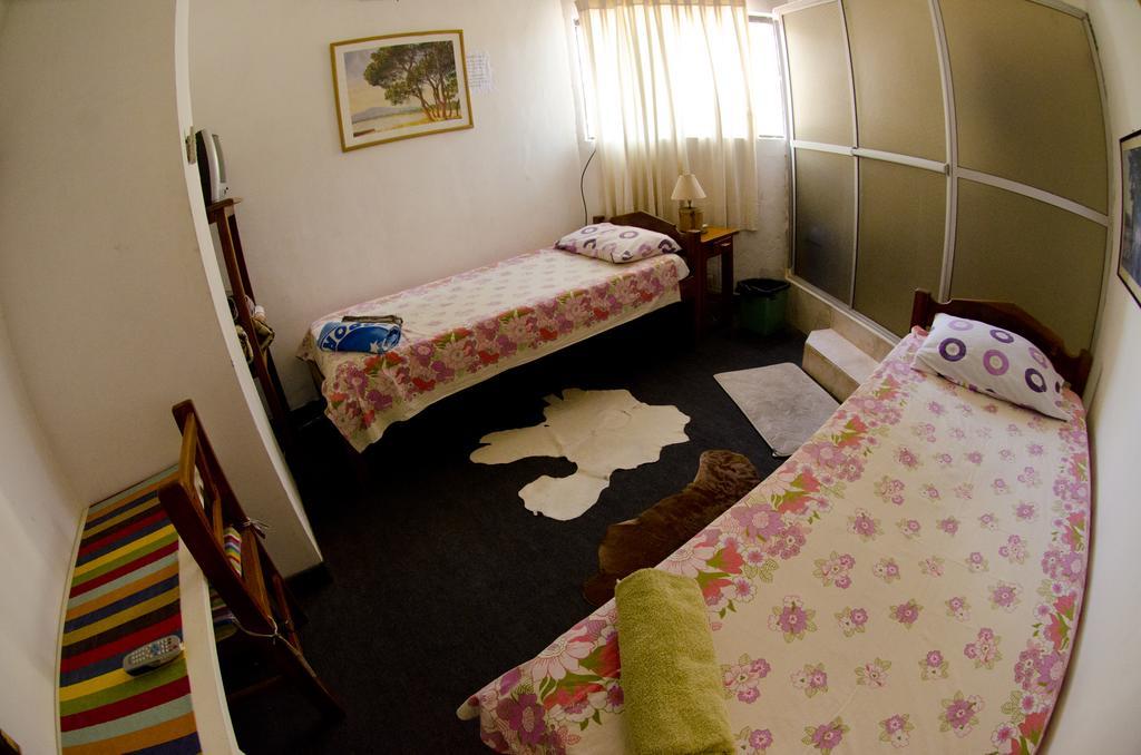 Hostal Los Aventureros Santa Cruz de La Sierra Dış mekan fotoğraf