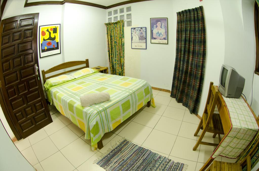 Hostal Los Aventureros Santa Cruz de La Sierra Oda fotoğraf