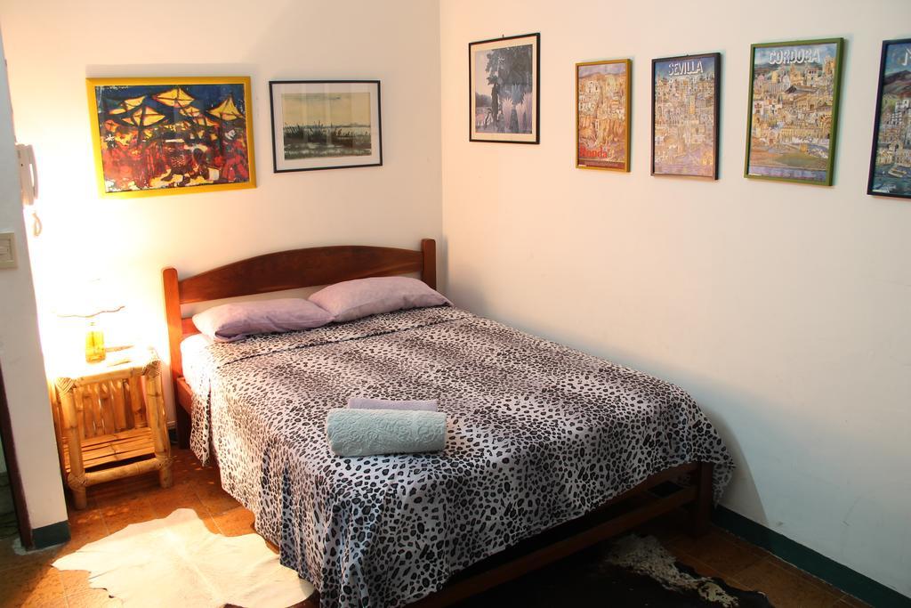 Hostal Los Aventureros Santa Cruz de La Sierra Dış mekan fotoğraf