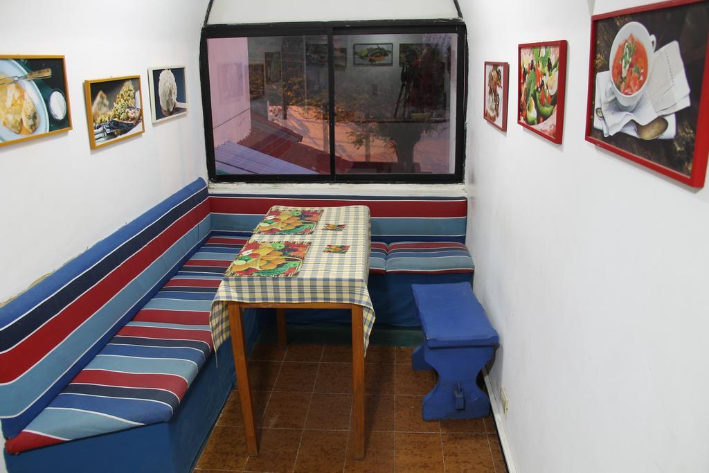 Hostal Los Aventureros Santa Cruz de La Sierra Dış mekan fotoğraf