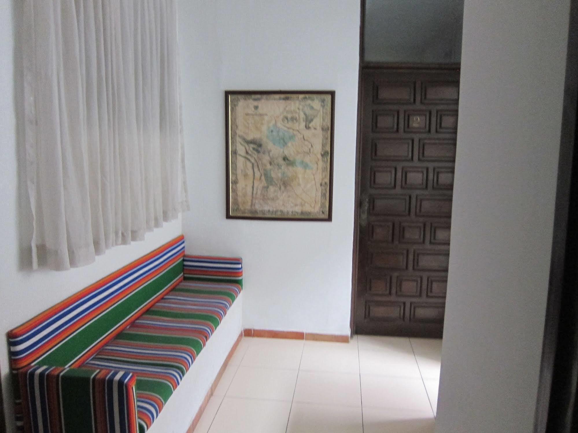 Hostal Los Aventureros Santa Cruz de La Sierra Dış mekan fotoğraf