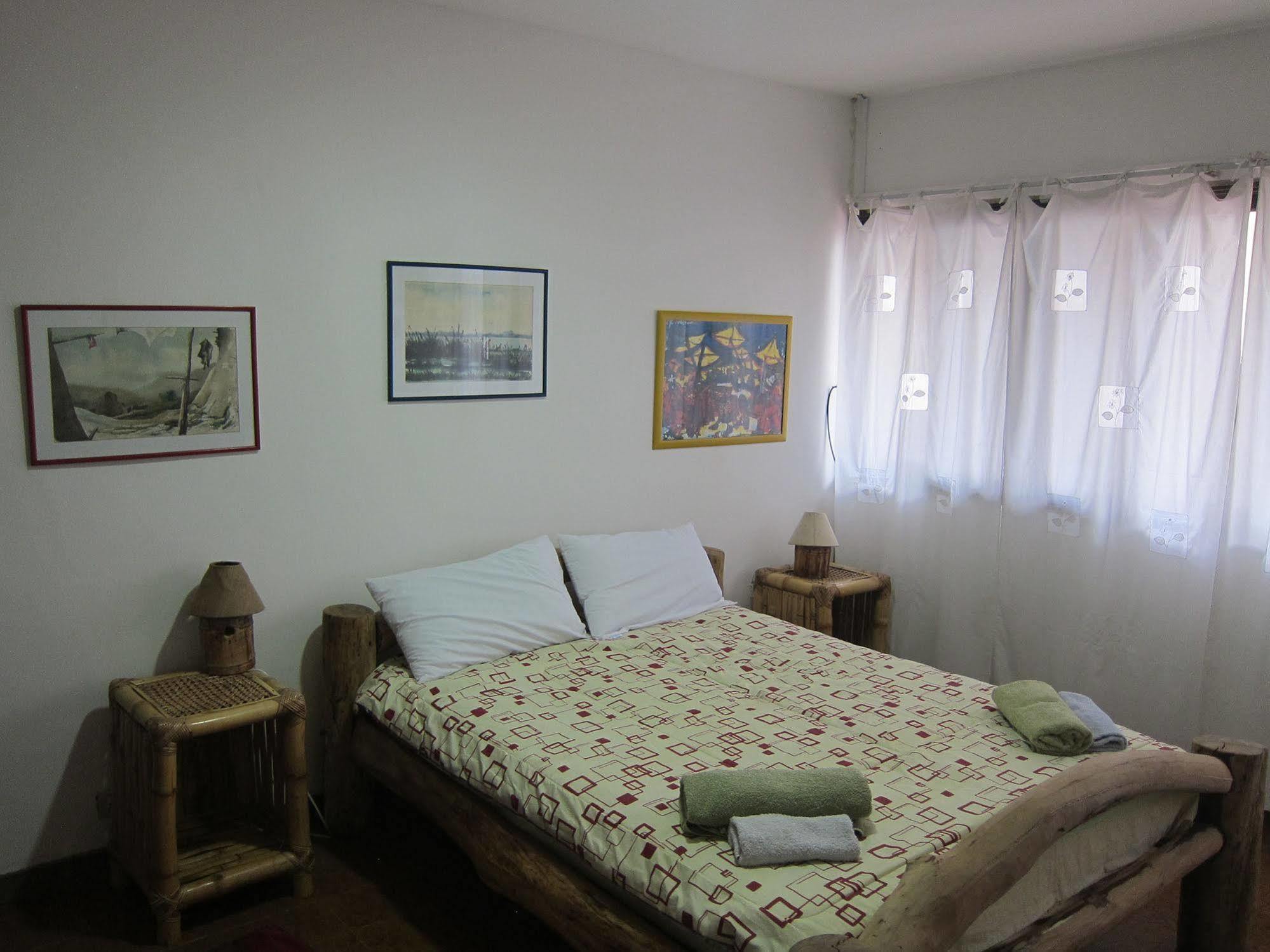 Hostal Los Aventureros Santa Cruz de La Sierra Dış mekan fotoğraf